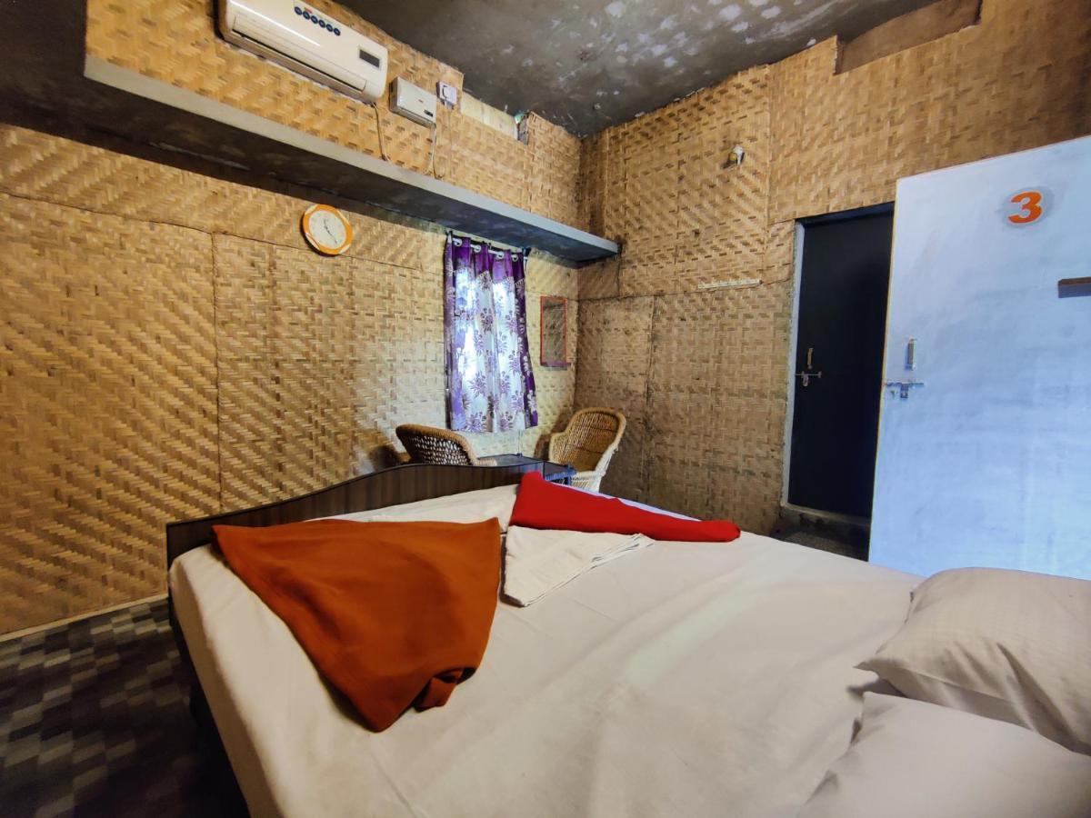 The Gravity Cafe -A Unit Of Staychillhampi Exteriér fotografie