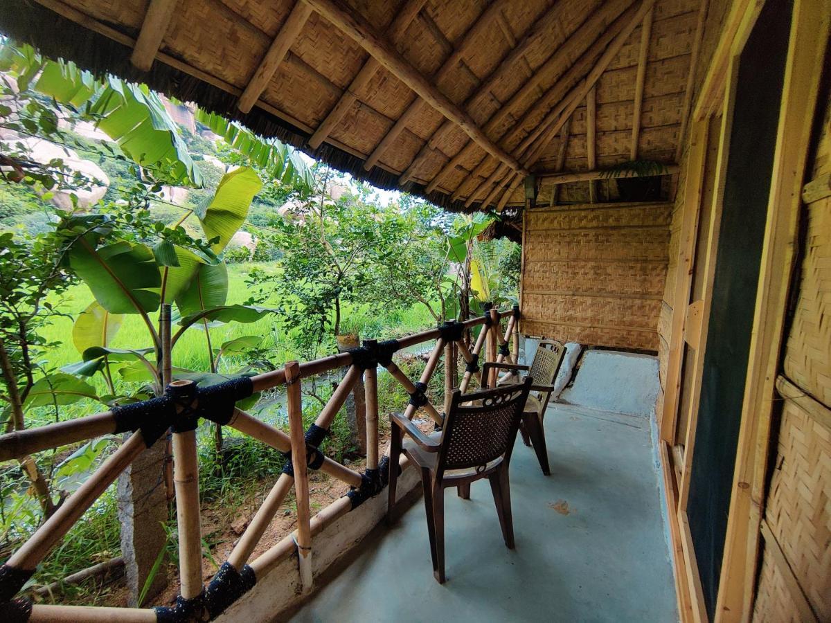 The Gravity Cafe -A Unit Of Staychillhampi Exteriér fotografie