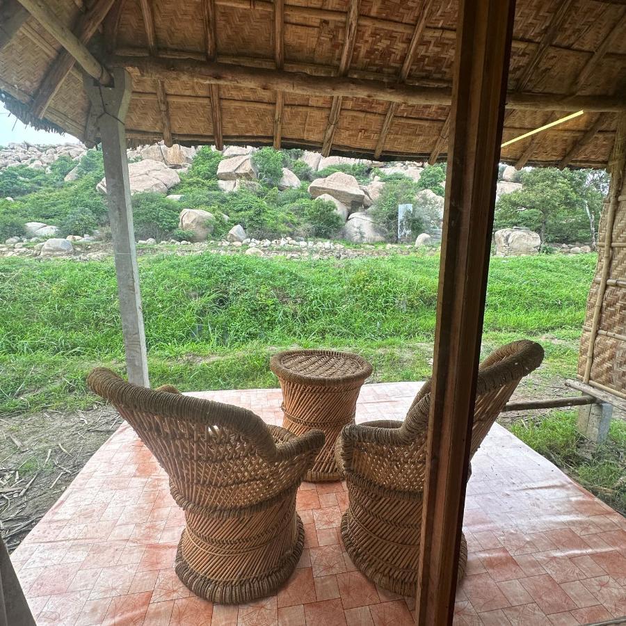 The Gravity Cafe -A Unit Of Staychillhampi Exteriér fotografie