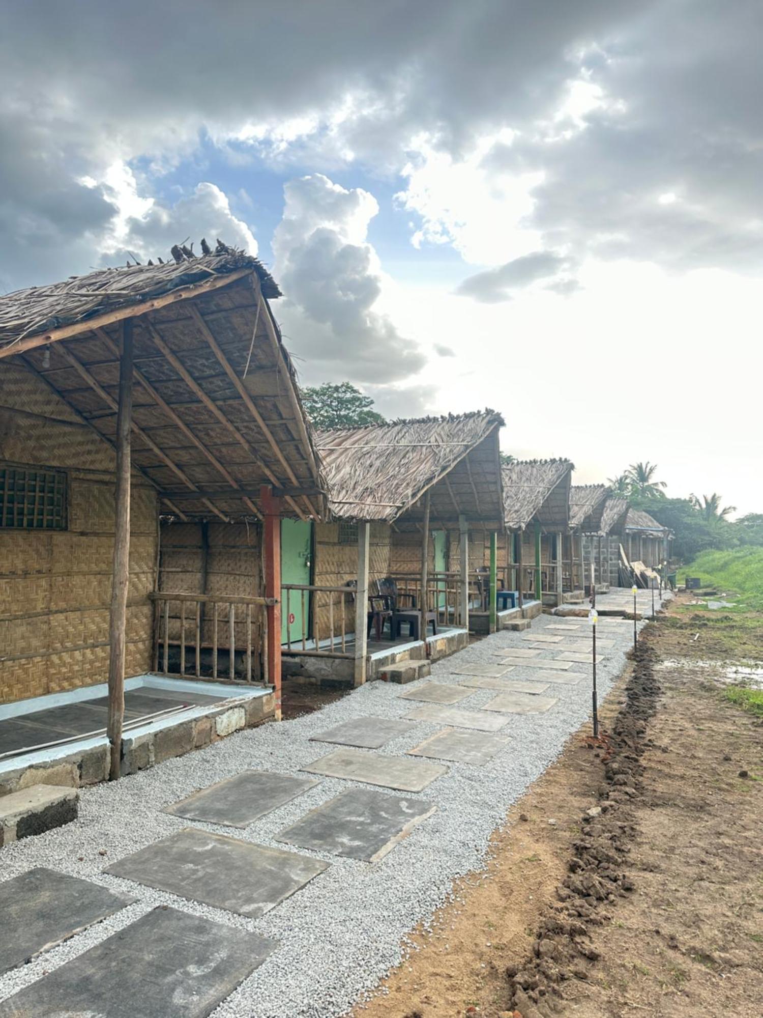 The Gravity Cafe -A Unit Of Staychillhampi Exteriér fotografie